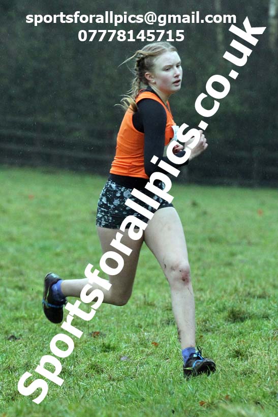 Girls under-15s, NECAA Junior Cross Country Relays, Thornley Farm, Peterlee, Saturday, December 12th. Photo: David T. Hewitson/Sports for All Pics